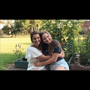 Meet your Posher, Julie